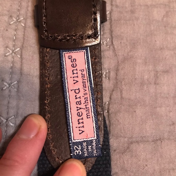 Vineyard Vines Men’s 32” inch belt green navy - Picture 5 of 6